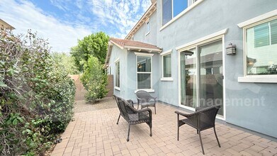 3945 E Mesquite St in Gilbert, AZ - Building Photo - Building Photo