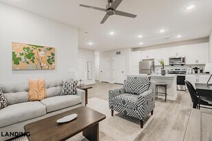 5001 Willowgate Lp in Ft. Myers, FL - Building Photo