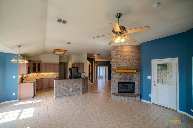 property at 511 Cowhand Dr