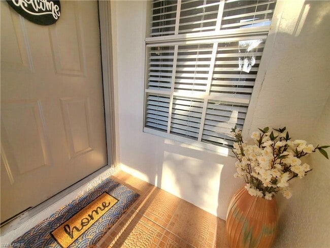 992 Marblehead Dr in Naples, FL - Building Photo - Building Photo
