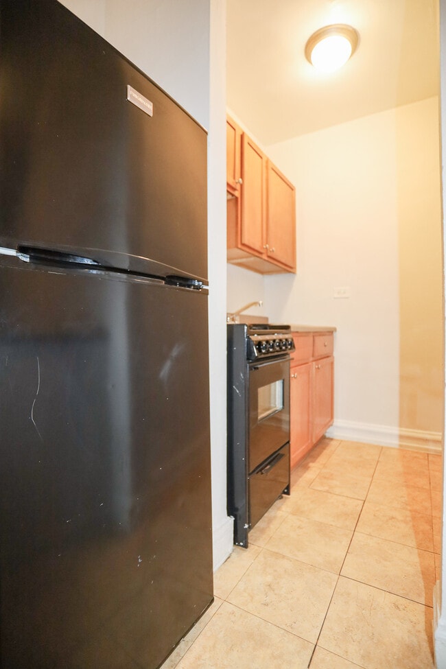 5210 S Woodlawn Ave in Chicago, IL - Building Photo - Building Photo