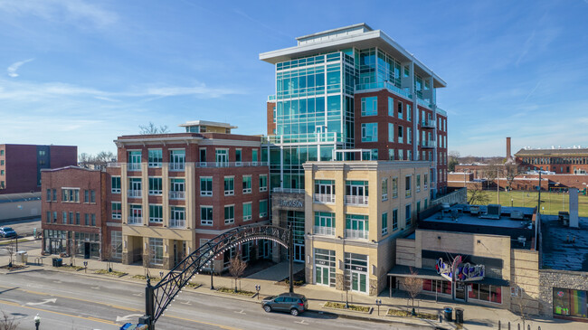 The Jackson on High in Columbus, OH - Foto de edificio - Building Photo