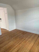 182 Norfolk Ave-Unit -Unit 2 in Pawtucket, RI - Building Photo - Building Photo