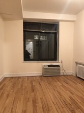 1570 1st Ave. in New York, NY - Building Photo - Building Photo