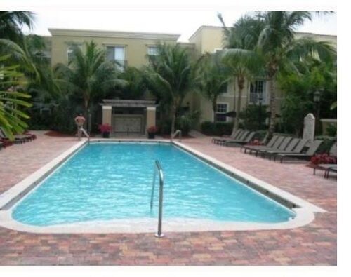 1919 Van Buren St-Unit -203A in Hollywood, FL - Building Photo - Building Photo