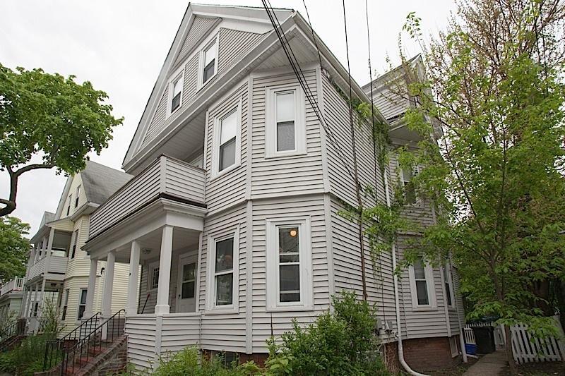 50 Holyoke Rd, Unit 1 in Somerville, MA - Foto de edificio