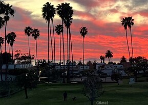 707 Calle Los Olivos in San Clemente, CA - Building Photo