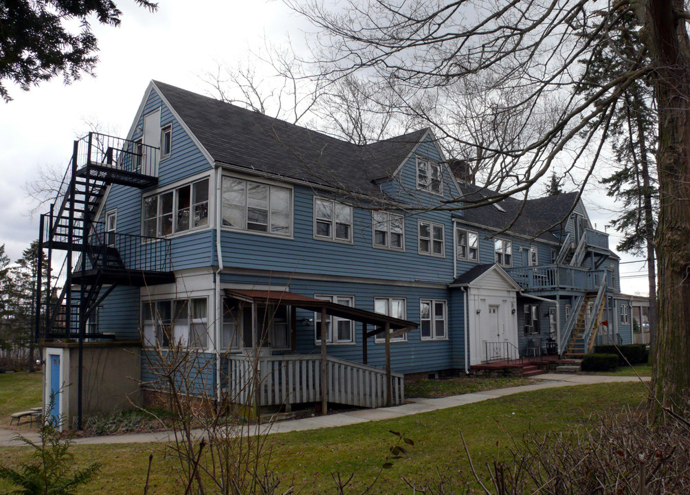 3-17 Curve St in Branford, CT - Building Photo