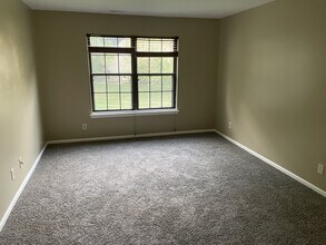 190 Collin Ct in Mount Laurel, NJ - Building Photo - Building Photo