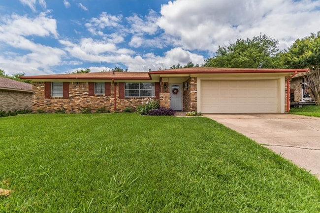 property at 2015 Brenda Ave