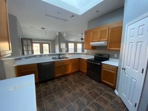 389 River Bend Dr SW in Huntsville, AL - Building Photo - Building Photo