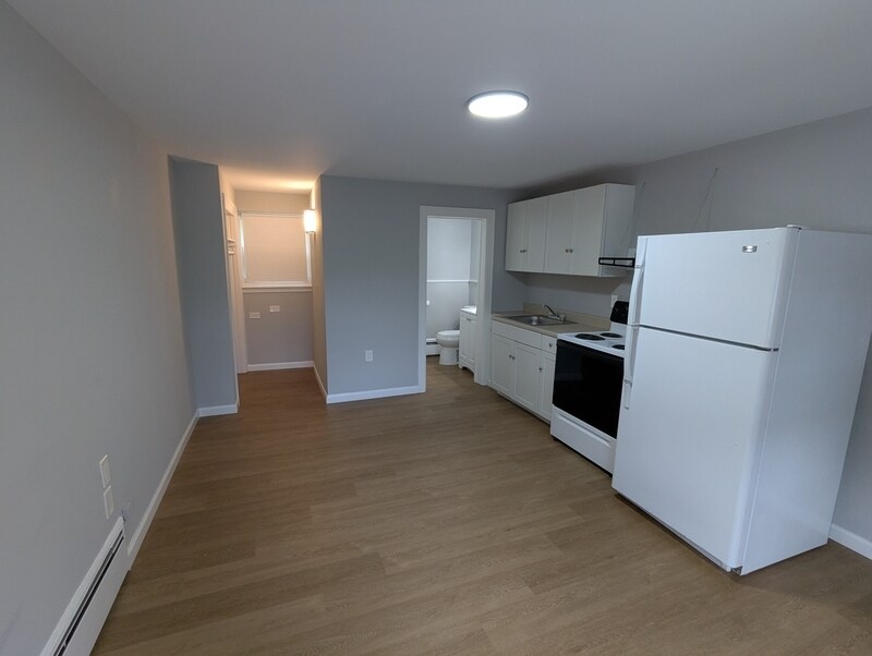 1113 Portland-Cobalt Rd in Portland, CT - Building Photo