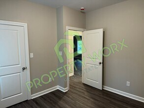 264 Regency Dr in Nashville, NC - Building Photo - Building Photo