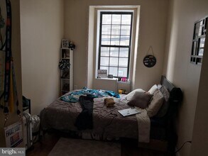 537 N 13th St in Philadelphia, PA - Building Photo - Building Photo