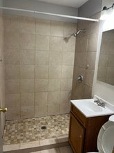 1219 Berylan St in Belvidere, IL - Foto de edificio - Building Photo