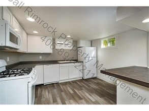 3329 Poly Dr in Billings, MT - Building Photo - Building Photo