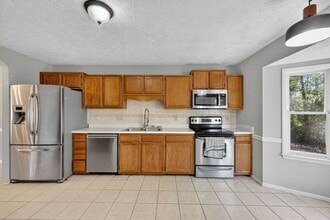 1040 Rim Rd in Fayetteville, NC - Building Photo - Building Photo