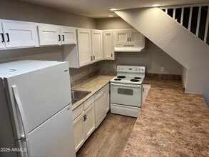 528 E Navajo Ave in Apache Junction, AZ - Building Photo - Building Photo