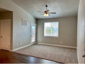 1023 Sawtooth Wy in Lehi, UT - Building Photo - Building Photo