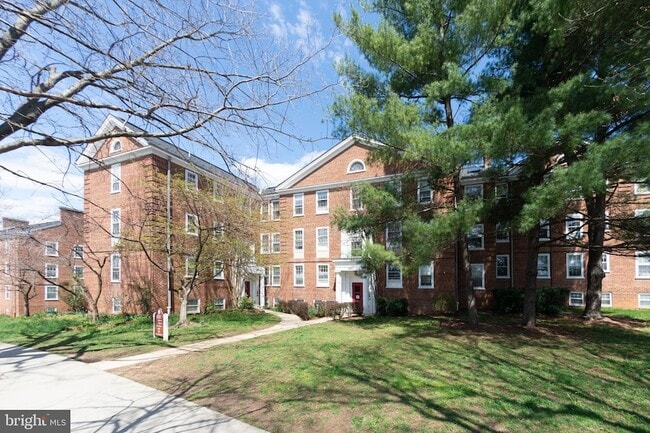 property at 3811 Newark St NW