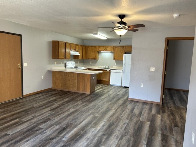 830 Rice St in Faribault, MN - Building Photo - Building Photo