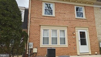 9776 Whiskey Run in Laurel, MD - Building Photo