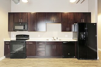 14Forty in Des Moines, IA - Building Photo - Interior Photo