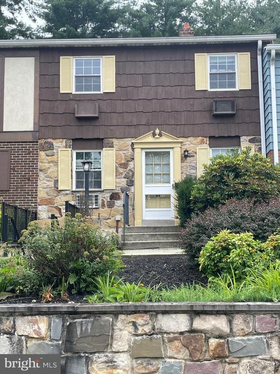 207 Walnut Hill Rd