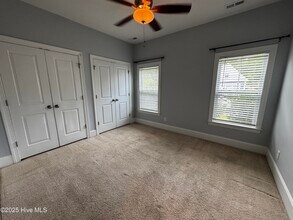 64 Evergreen Ln in Hampstead, NC - Building Photo - Building Photo