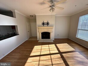 12901 Centre Park Cir in Herndon, VA - Building Photo - Building Photo