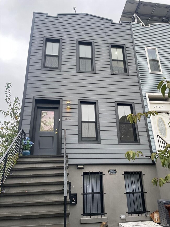 property at 2105A Pacific St