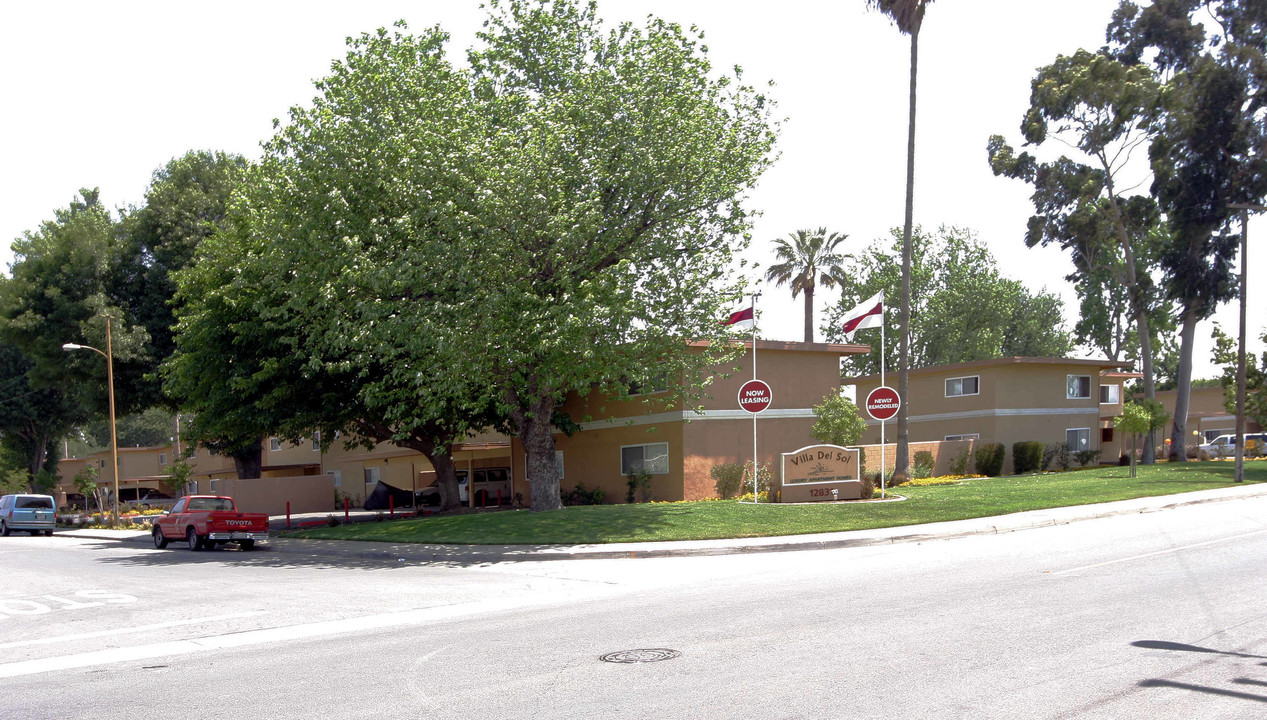 Villa Del Sol Apartments in Chino, CA - Building Photo