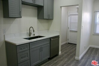 4265 Garthwaite Ave in Los Angeles, CA - Building Photo - Building Photo