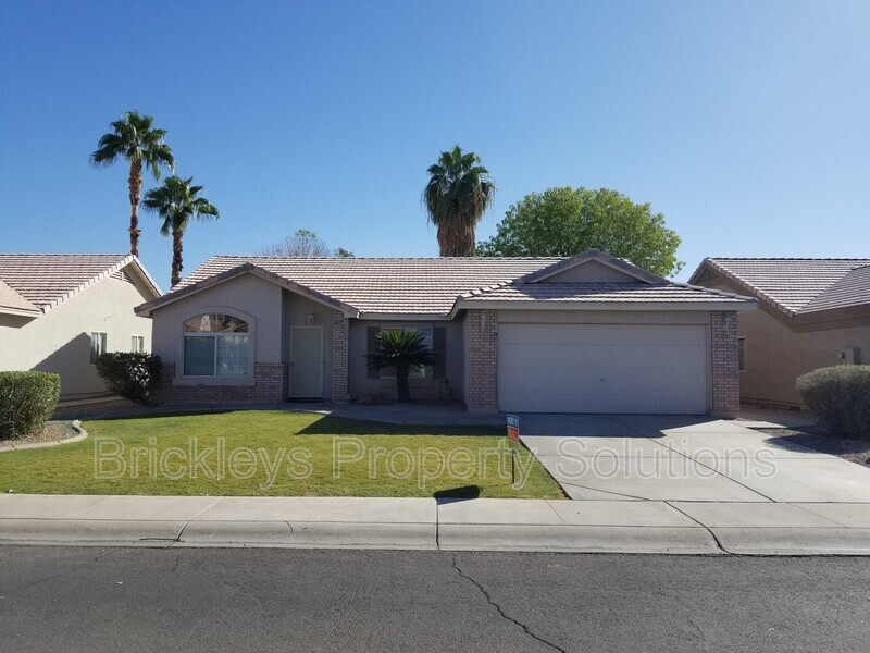 2317 E Devon Ct in Gilbert, AZ - Building Photo