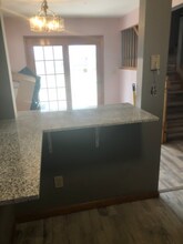 3 Chrisken Dr in Glenmont, NY - Building Photo - Building Photo