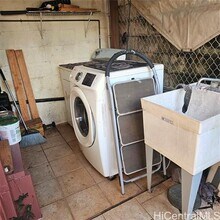 1926 Waimano Home Rd in Pearl City, HI - Building Photo - Building Photo