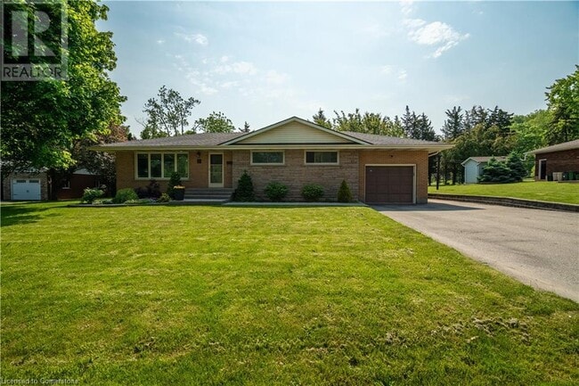 property at 12 Southmeadow Ct