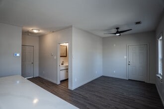 4009 W 17th St in Little Rock, AR - Building Photo - Building Photo