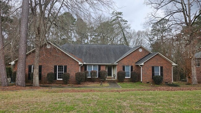 4850 Birdwood Ct