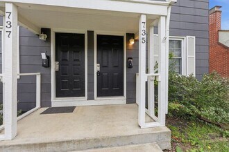 735 E Mithoff St in Columbus, OH - Building Photo - Building Photo