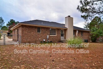 321 Concourse Dr in Columbia, SC - Building Photo - Building Photo