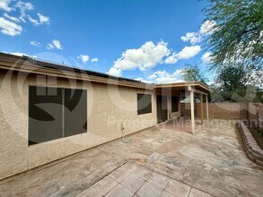 3025 W Country Ranch Dr in Tucson, AZ - Building Photo - Building Photo