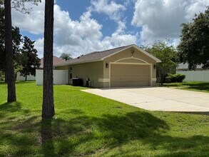 64 Edith Pope Dr in Palm Coast, FL - Building Photo - Building Photo