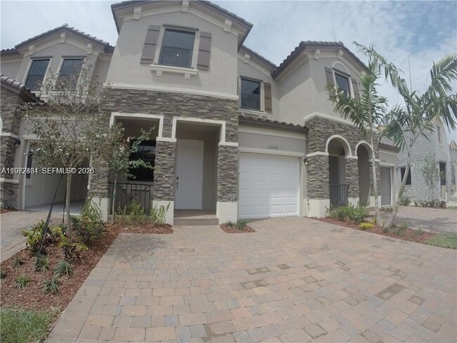 25356 SW 116th Ave in Homestead, FL - Foto de edificio - Building Photo
