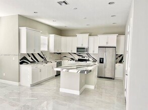 14982 RedCove Pl in Westlake, FL - Building Photo - Building Photo