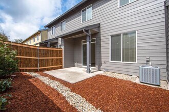 7618 NE 71st Pl in Vancouver, WA - Building Photo - Building Photo