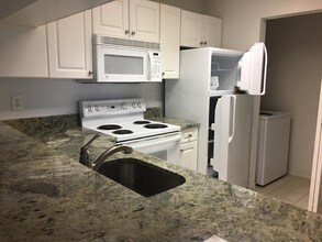 2812 Grande Pkwy-Unit -304 in Palm Beach Gardens, FL - Building Photo - Building Photo