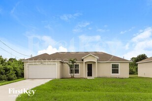12485 Willmington Blvd in Port Charlotte, FL - Building Photo
