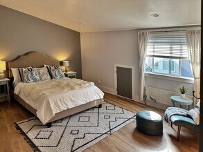 521 Palm St, Unit A in Santa Cruz, CA - Building Photo - Building Photo