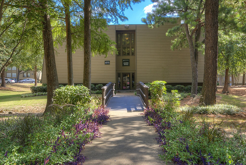 Summer Trace Apartments Memphis, TN Apartments